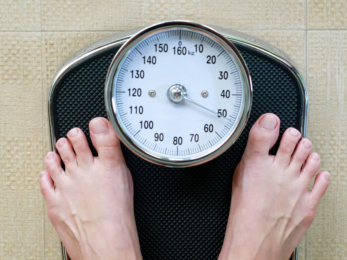 ¿Por qué peso un kilo menos de la noche a la&nbsp;mañana?